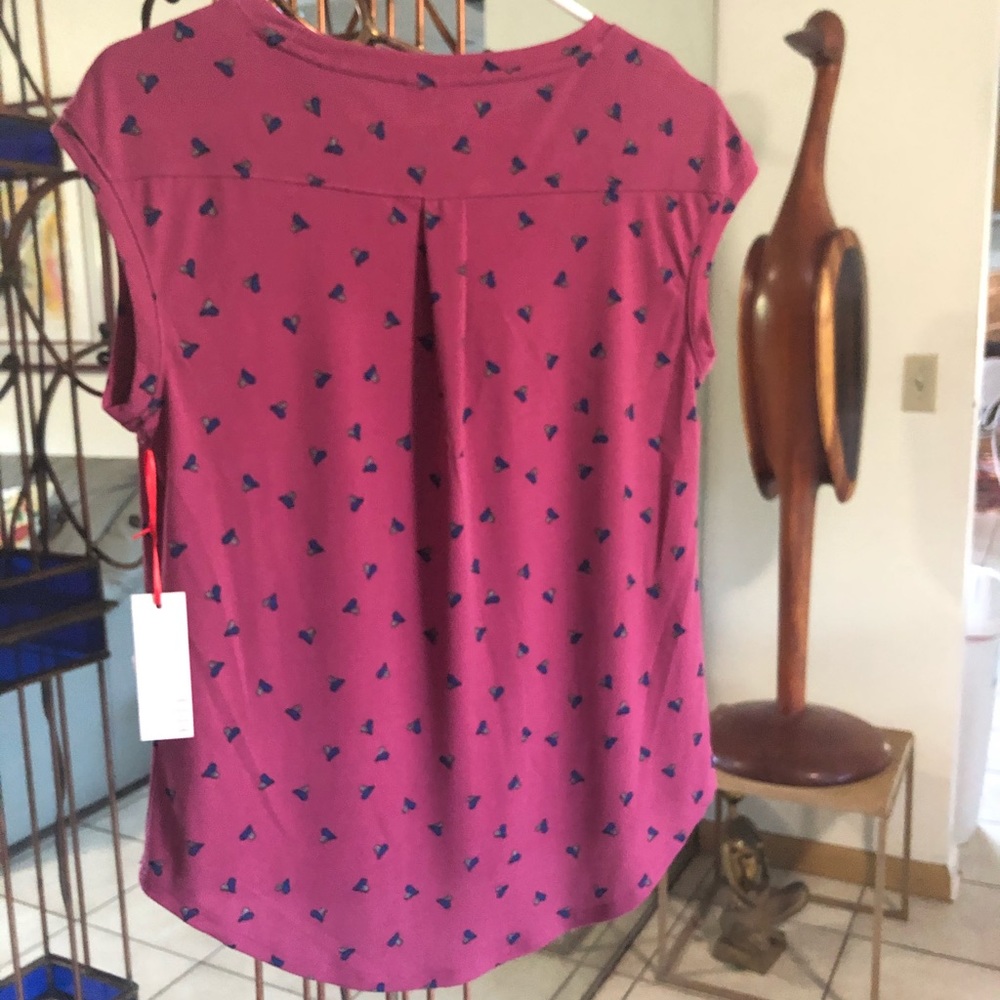 Avail 6_2_22 if stored 1_2 crates BnWT - Holiday & Silky Elle XS Blouse 👚 - Picture 5 of 7